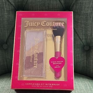 Juicy Couture Highlighter Bronzer Kit with Brush - Pink